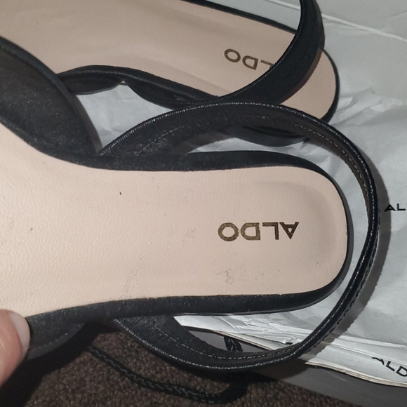 Backless Slides - Picture 2 of 4